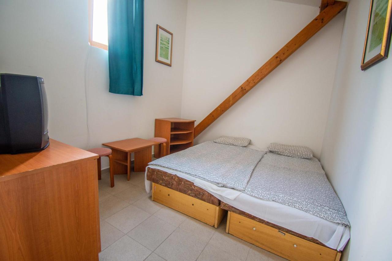 Beach Hostel Balatonboglár Εξωτερικό φωτογραφία